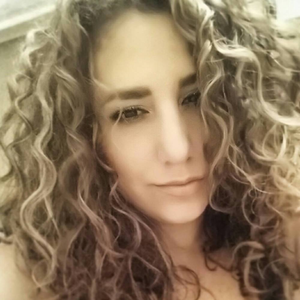 Meet your Posher, Noor